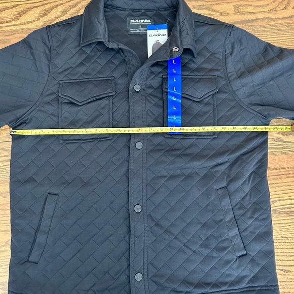 Dakine Men's Quilted Black Shirt Jacket - Picture 5 of 7